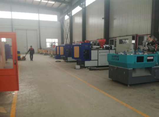 دستگاه ریخته گری دمنده HDPE هیدرولیک
